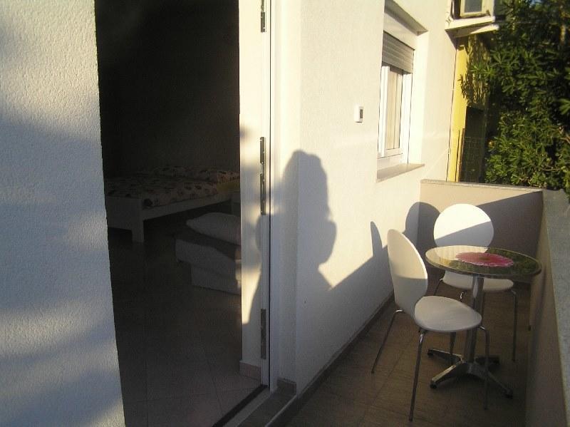 Deda Apartments Pag Town Esterno foto