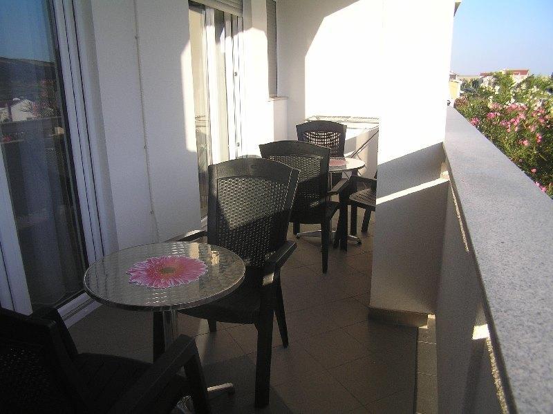 Deda Apartments Pag Town Esterno foto